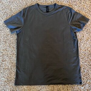 Gray Men’s 5 Year Basic Tee Short Sleeve Size L